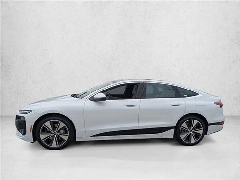 Used 2025 Audi A6 e-tron Premium Plus image 9