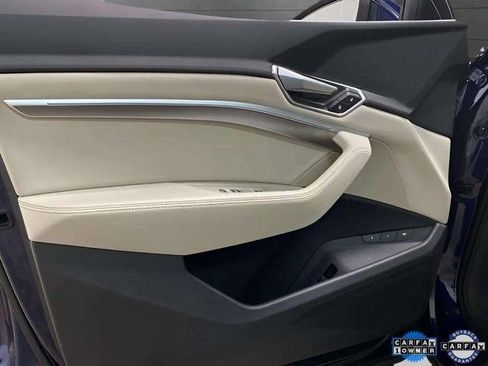 Used 2021 Audi e-tron Premium image 29