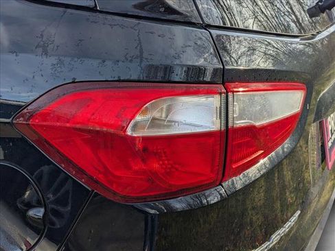 Used 2021 Ford EcoSport SE image 12