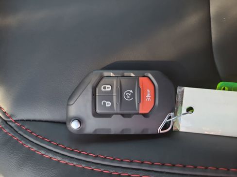 New 2025 Jeep Wrangler Unlimited Rubicon image 28