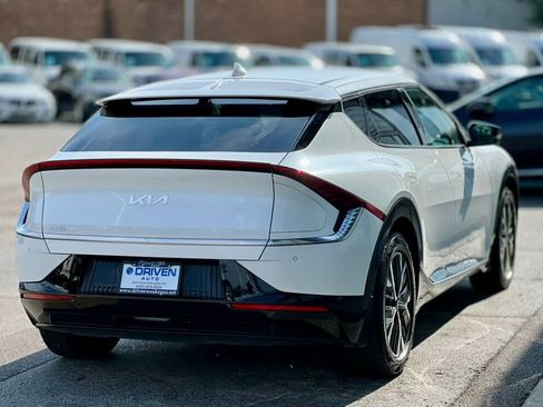 Used 2022 Kia EV6 Wind image 5