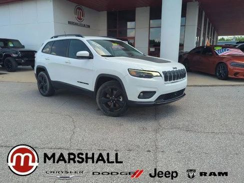 Certified 2021 Jeep Cherokee Latitude Plus AWD/4WD image 1