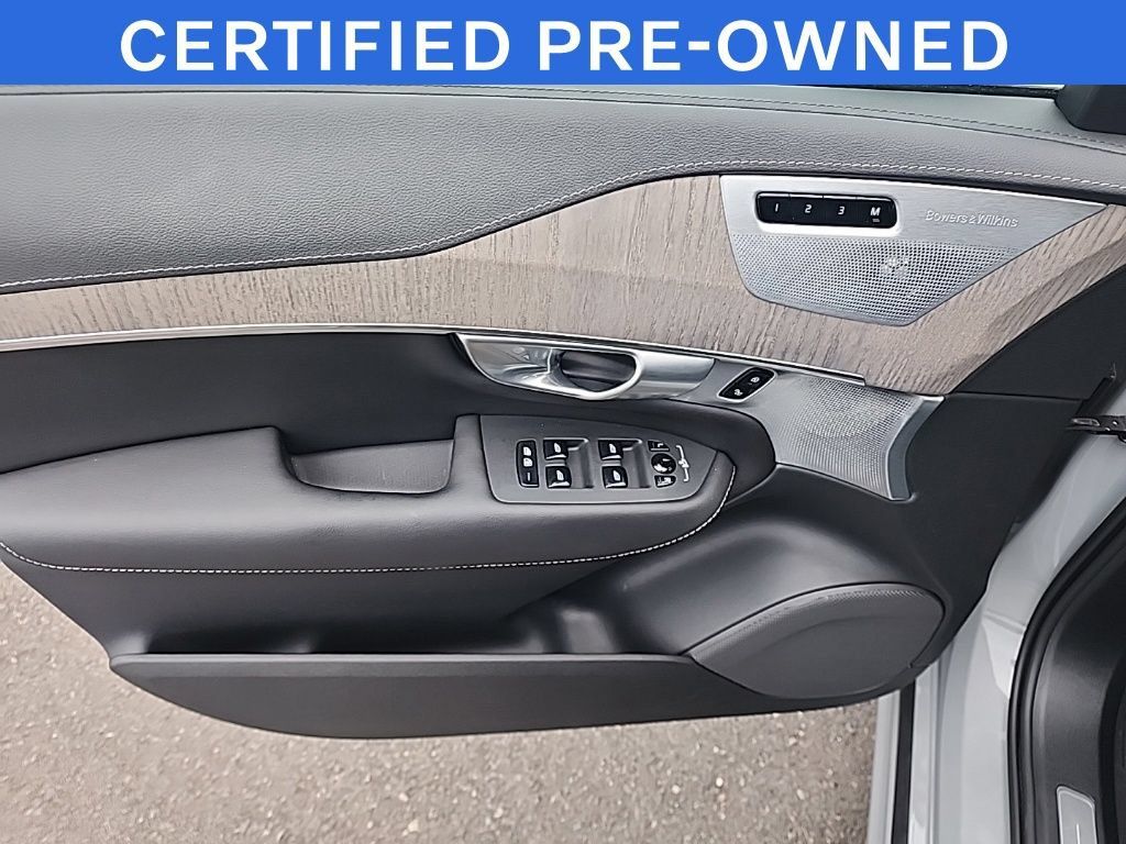 Used 2024 Volvo XC90 T8 Ultimate w/ Lounge Package AWD/4WD image 9
