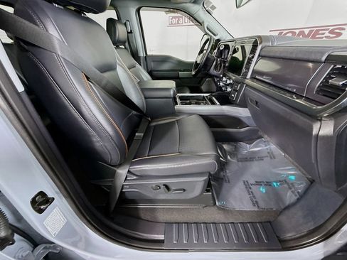 Used 2025 Ford F250 Lariat w/ Lariat Ultimate Package AWD/4WD image 34