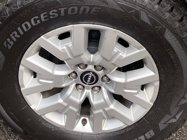 Used 2023 Nissan Frontier SV w/ Technology Package AWD/4WD image 28