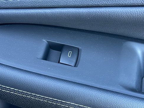 Used 2026 Chevrolet Blazer EV LT image 22