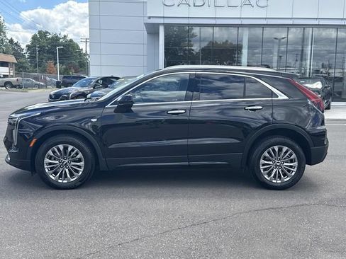 Certified 2025 Cadillac XT4 Premium Luxury AWD/4WD image 39