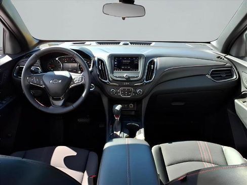 Used 2023 Chevrolet Equinox RS image 7