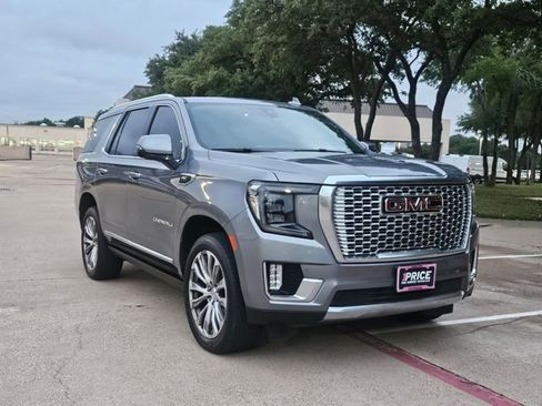 Used 2021 GMC Yukon Denali w/ Denali Premium Package AWD/4WD image 3