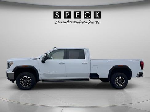 Used 2023 GMC Sierra 3500 SLE w/ SLE Convenience Package AWD/4WD image 2