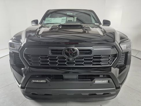 New 2026 Toyota Tacoma SR5 AWD/4WD image 7