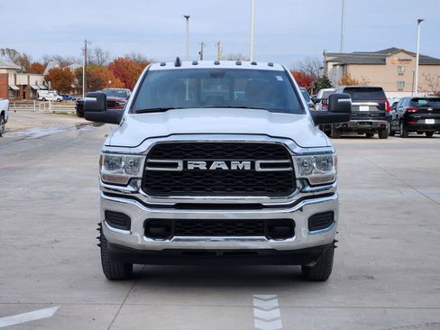 Used 2024 RAM 3500 Tradesman w/ Chrome Appearance Group image 6