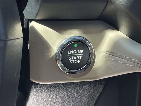 Used 2024 Ford Expedition Max Platinum image 34