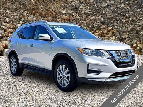 Used 2018 Nissan Rogue SV w/ Premium Package AWD/4WD image 10