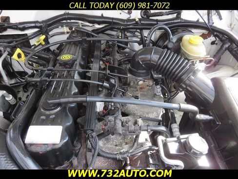 Used 2000 Jeep Cherokee Sport image 27