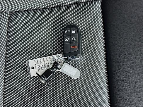 New 2025 RAM ProMaster 3500 w/ Quick Order Package 22G SLT image 20