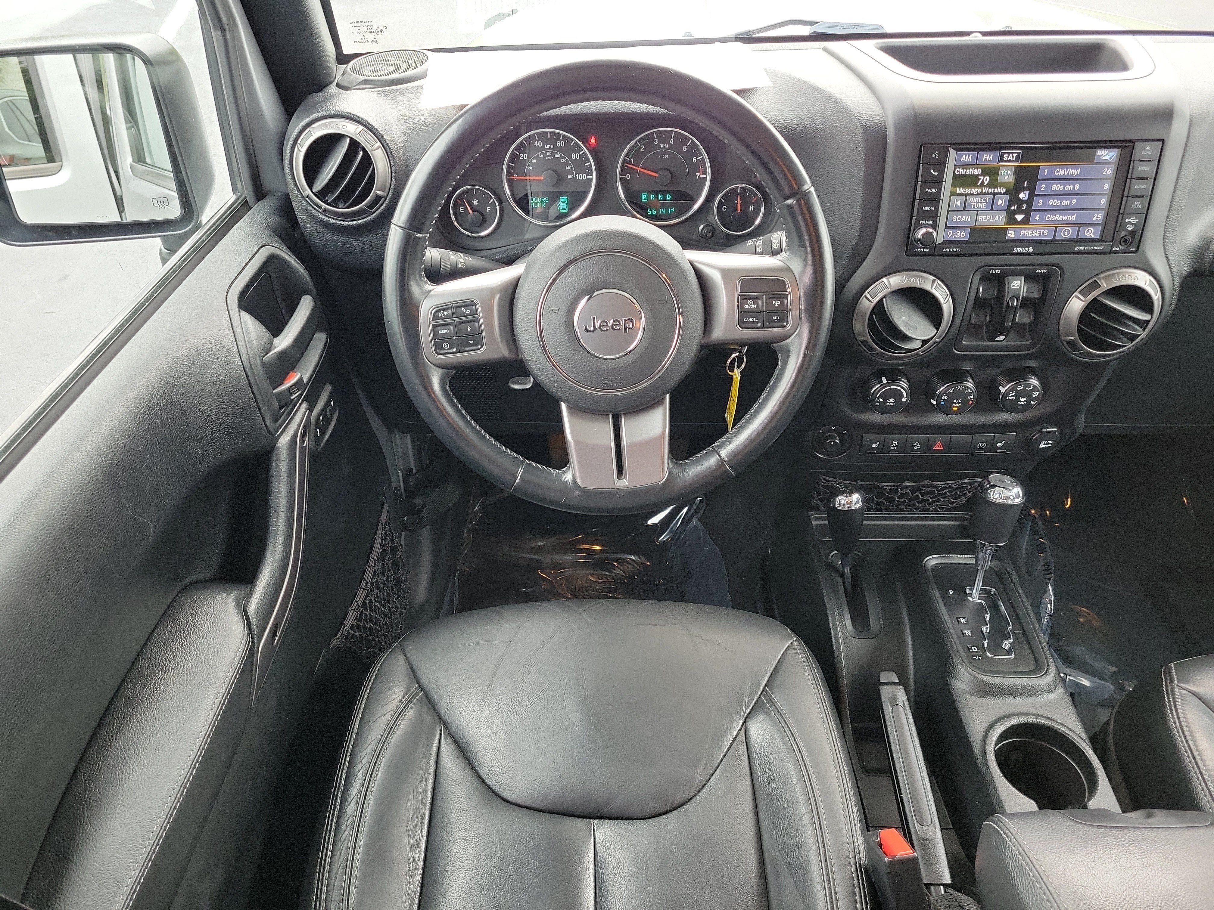 Used 2018 Jeep Wrangler Unlimited Sahara AWD/4WD image 11