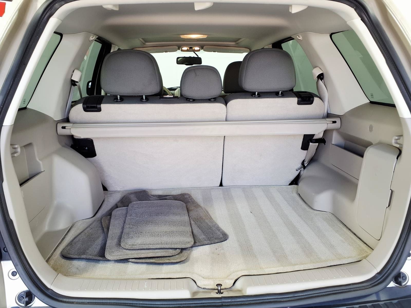 Used 2010 Ford Escape XLT FWD image 10