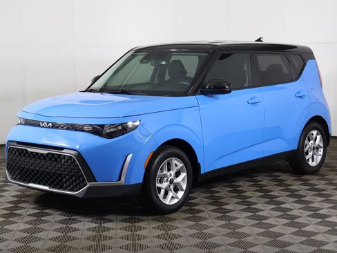 Used 2025 Kia Soul S image 7