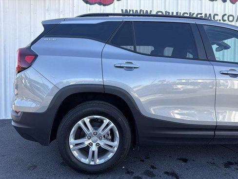 Used 2023 GMC Terrain SLE w/ Driver Convenience Package image 80