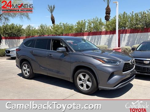 Used 2021 Toyota Highlander L FWD image 1
