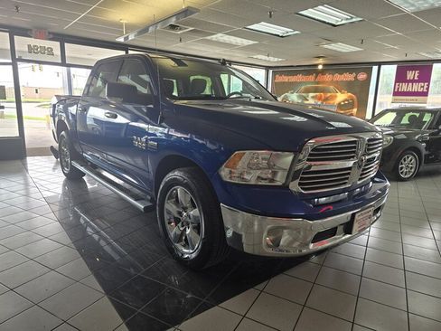 Used 2016 RAM 1500 Big Horn AWD/4WD image 3