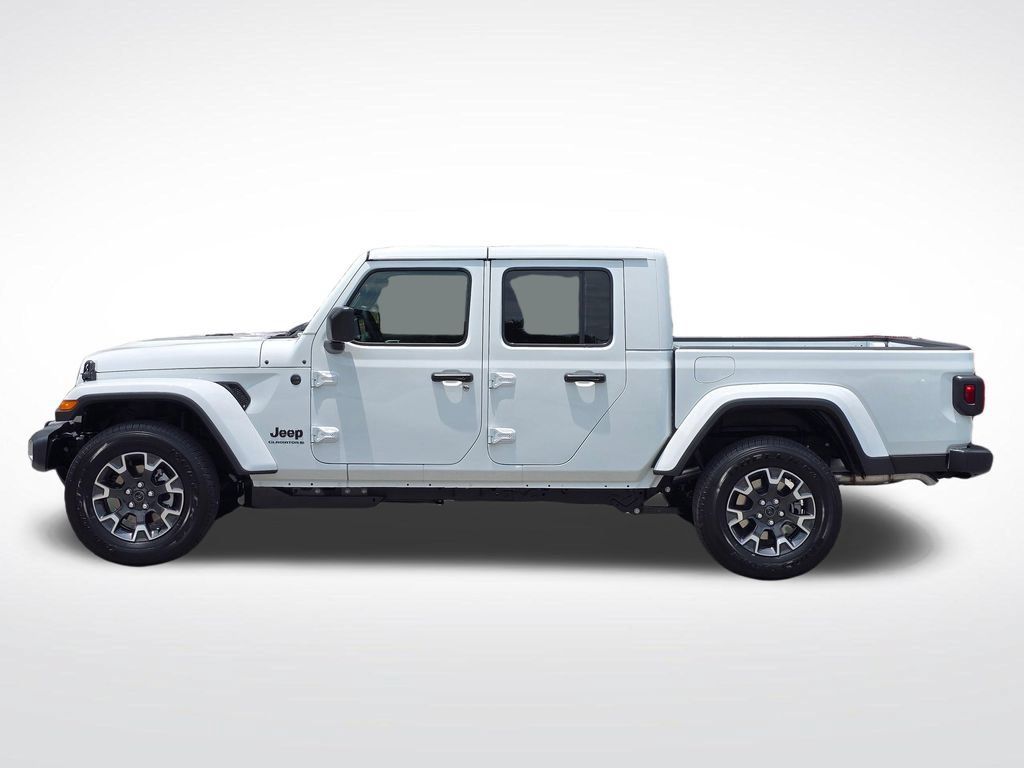 New 2026 Jeep Gladiator Sport AWD/4WD image 16