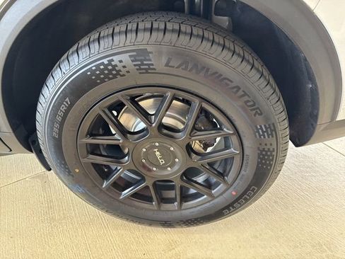 Used 2022 Ford Escape SEL w/ SEL Stealth AWD Package image 37