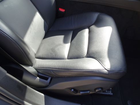 Used 2021 Volvo S60 T6 Momentum w/ Climate Package image 23