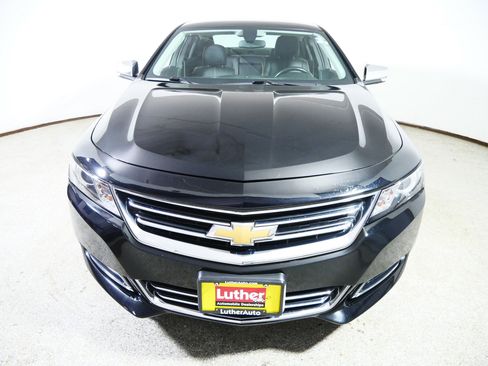 Used 2019 Chevrolet Impala Premier FWD image 2