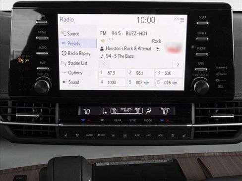 New 2026 Toyota Sienna Limited FWD image 7