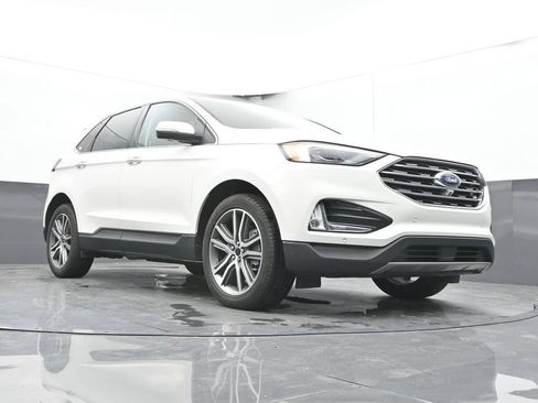 Used 2024 Ford Edge Titanium w/ Equipment Group 301A AWD/4WD image 39