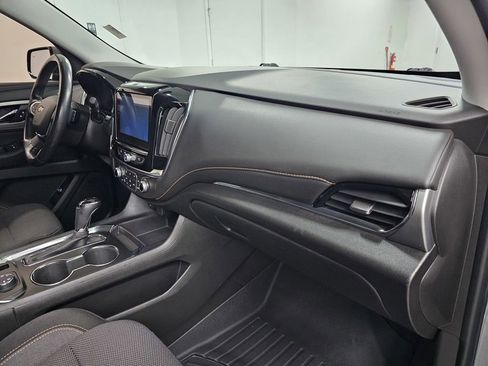 Used 2018 Chevrolet Traverse LT AWD/4WD image 12