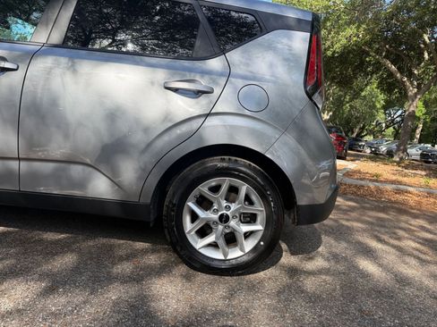 Used 2025 Kia Soul LX w/ LX Technology Package image 27