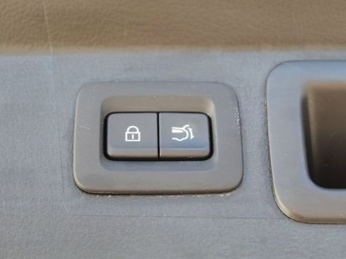 Certified 2024 MAZDA CX-50 AWD 2.5 S w/ Preferred Package image 40