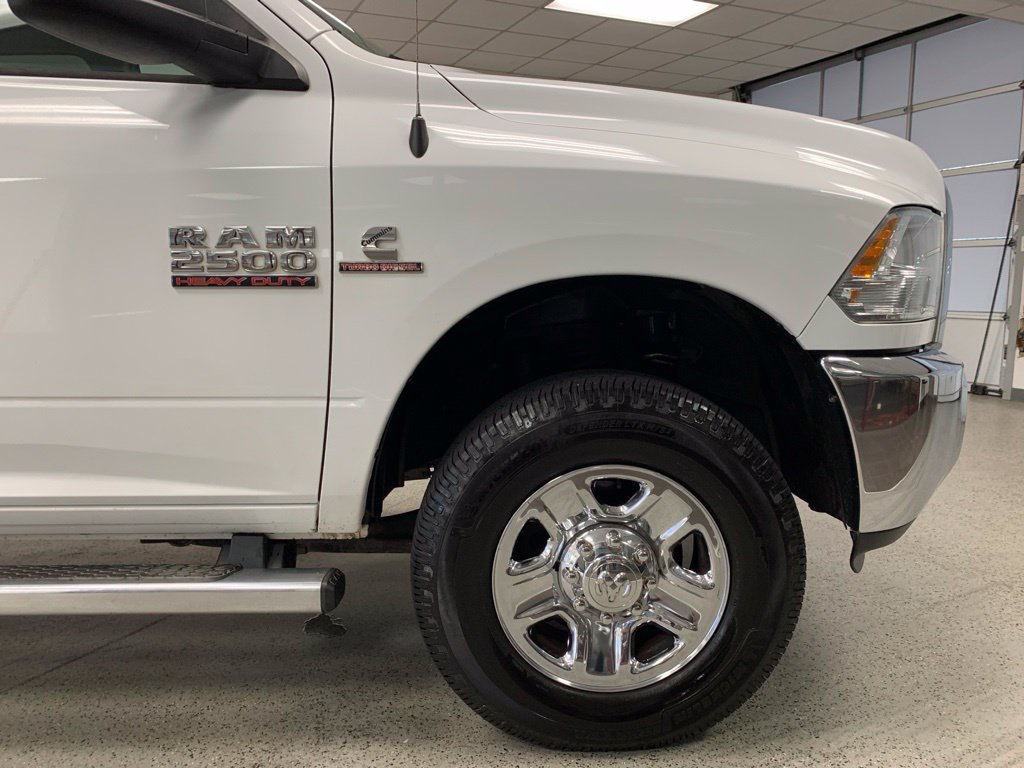Used 2018 RAM 2500 SLT AWD/4WD image 9