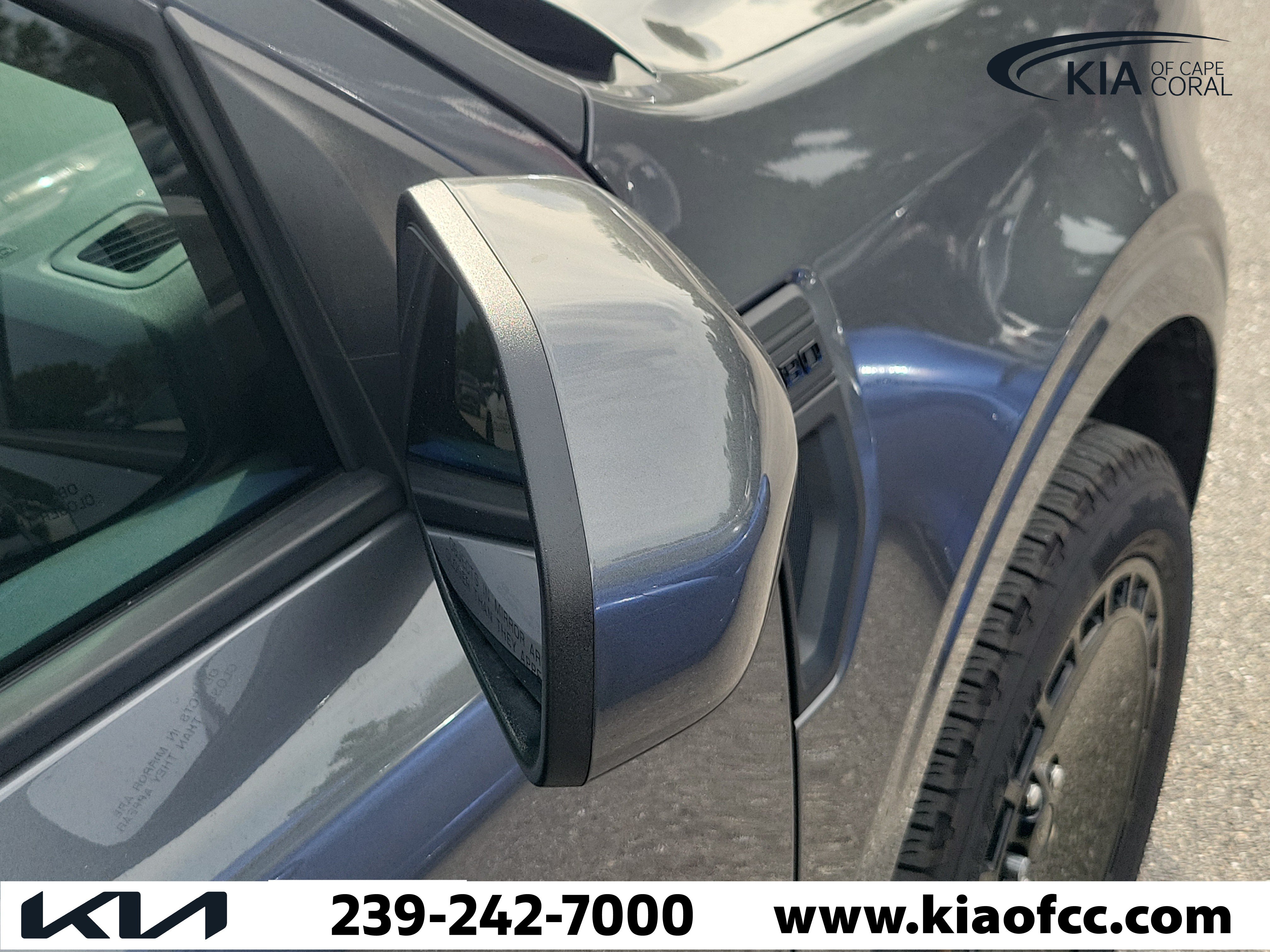 Used 2025 Ford Maverick Lobo AWD/4WD image 9