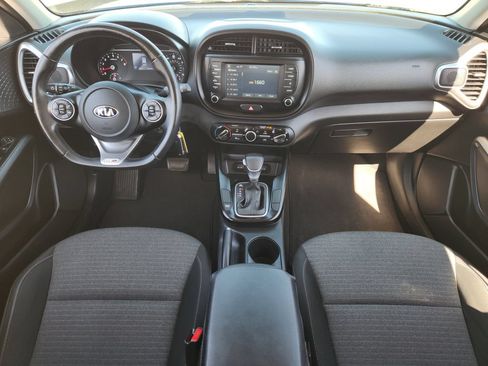 Used 2021 Kia Soul GT-Line FWD image 22