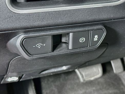Used 2025 Kia K4 FWD image 17