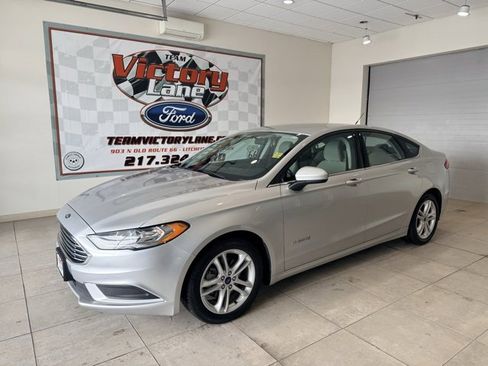 Used 2018 Ford Fusion S image 1