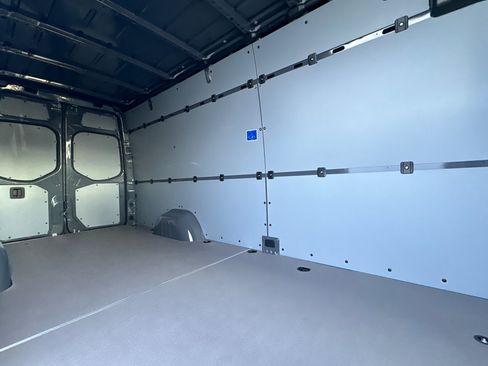 New 2025 Mercedes-Benz Sprinter 2500 image 33