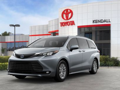 New 2025 Toyota Sienna XLE