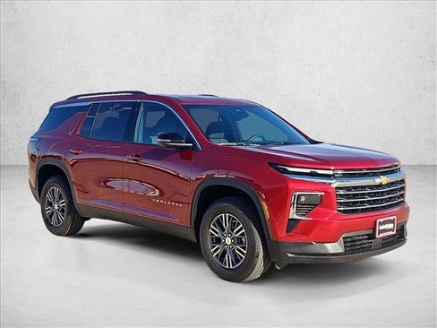 New 2026 Chevrolet Traverse LT FWD image 7