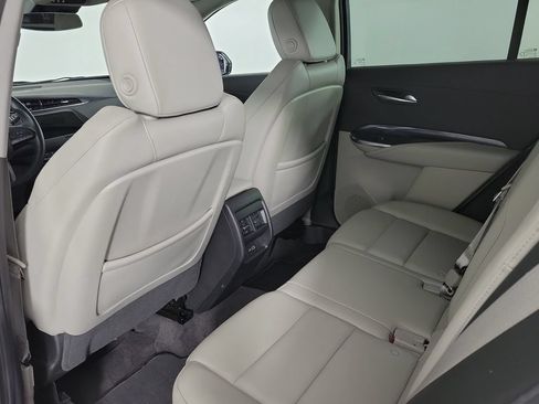 Used 2023 Cadillac XT4 Luxury FWD image 12