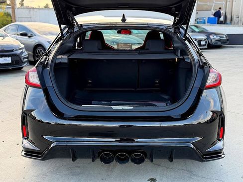 Used 2025 Honda Civic Type R image 16