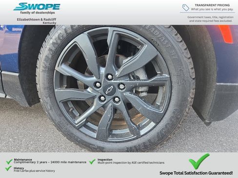 Used 2023 Chevrolet Equinox RS w/ LPO, Floor Liner Package FWD image 12