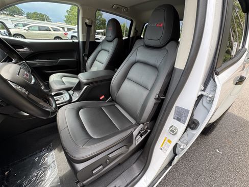 Used 2021 GMC Canyon AT4 w/ Trailering Package AWD/4WD image 15