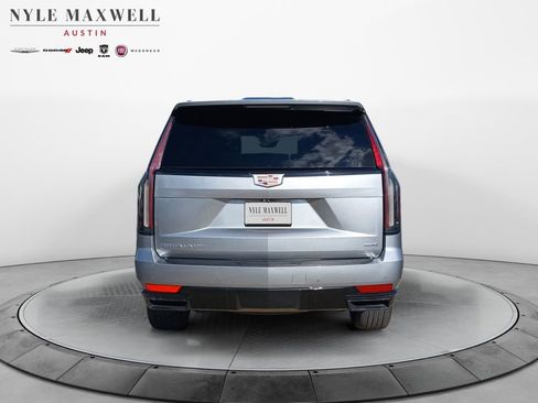 Used 2023 Cadillac Escalade Sport Platinum AWD/4WD image 15
