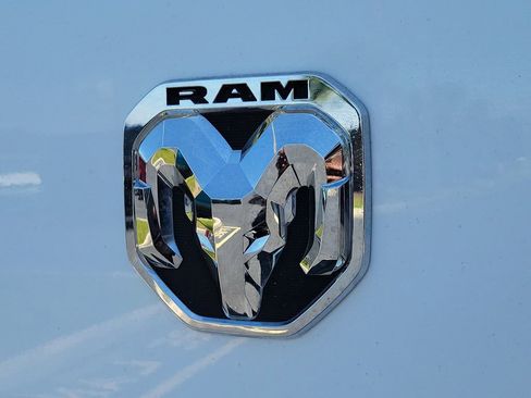 Used 2023 RAM ProMaster 2500 FWD image 8