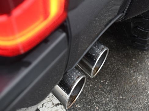 Used 2022 Ford F250 Lariat w/ Black Appearance Package image 12